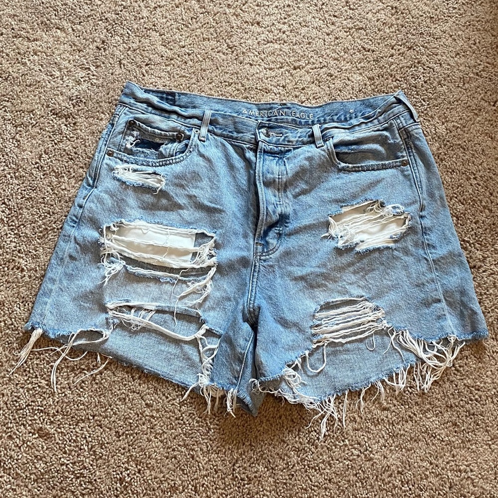 Boyfriend distressed high rise Shorts